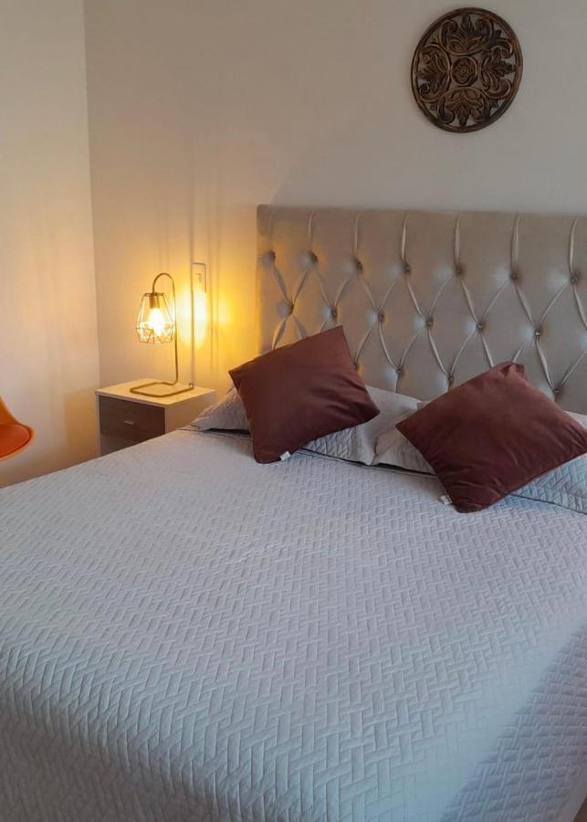 Apartamento Edificio San Basilio Sabaneta *
